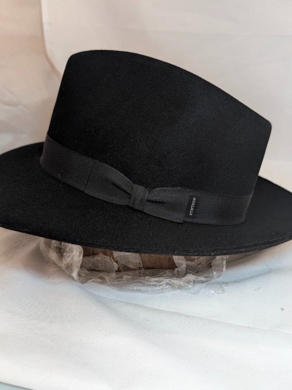 Stetson Chatham Sovereign Fur Felt Fedora Hat Black 7 1/4R Wide Brim Teardrop